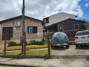 house em Rua Siegfried Gunther Fischer, Jardim Botânico - Porto Alegre - RS