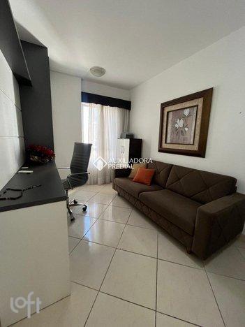 apartment em Osmar de Souza Nunes, Pioneiros - Balneário Camboriú - SC