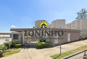 apartment em Rua Comendadeira Leila Nabhan Nazzarro, Cidade Kemel - Itaquaquecetuba - SP