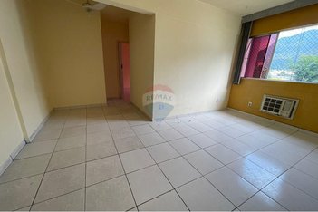apartment em Estrada Bandeirantes, Jacarepaguá - Rio de Janeiro - RJ