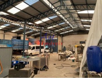 industrial em Conde de Valadares, Nova Cachoeirinha - Belo Horizonte - MG