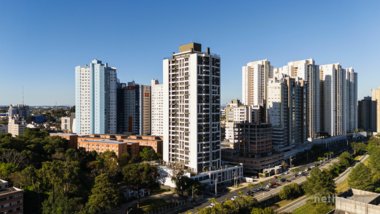 apartment em Avenida Presidente Affonso Camargo, Cristo Rei - Curitiba - PR