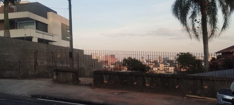 Cômodo Condomínio