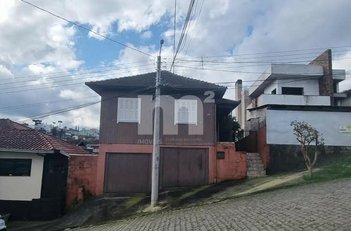 house em Rua Rafael Buratto, Medianeira - Caxias do Sul - RS