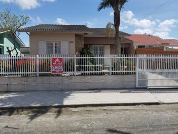 house em Rua Içara, Centro - Balneário Rincão - SC
