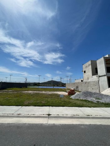 land_lot em Avenida São Pedro, Nova São Pedro - São Pedro da Aldeia - RJ