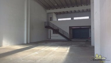 industrial em Lucas Nogueira Garcez, Jardim Esperança - Jacareí - SP
