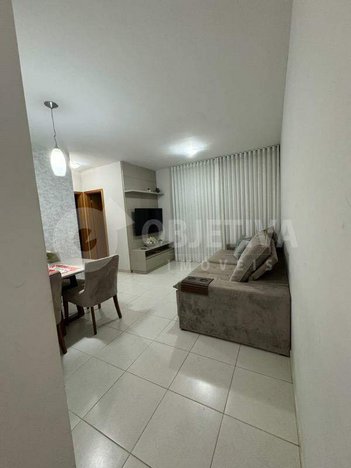 apartment em Avenida Lázara Alves Ferreira, Santa Mônica - Uberlândia - MG
