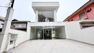 business em Avenida Doutor Bernardino de Campos, Gonzaga - Santos - SP