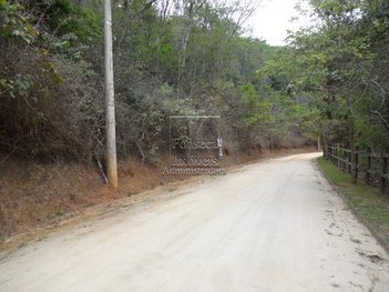 land_lot em Estrada Ministro Salgado Filho, Cuiabá - Petrópolis - RJ