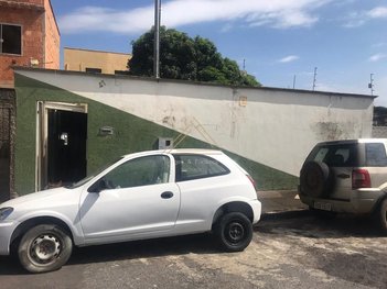 industrial em Amaro Souza Lemes, Jardim Sion - Varginha - MG