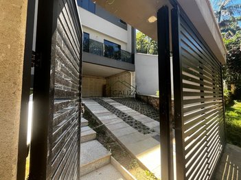 house em Rua Alexandre Francisco de Moraes, Fazenda Bela Vista - Nova Friburgo - RJ