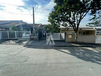 house em Rua Emilio Inácio de Borba, Nova Brasília - Joinville - SC