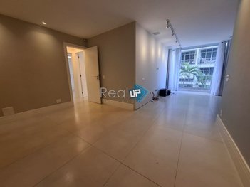 apartment em Rua Assis Brasil, Copacabana - Rio de Janeiro - RJ