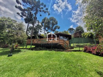 house em Avenida Irineu Gonçalves da Silva, Recanto das Araucárias - Campos do Jordão - SP