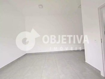 office em Rua João Guimarães Naves, Tibery - Uberlândia - MG