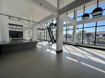 business em Estrada Dom João Becker, Ingleses do Rio Vermelho - Florianópolis - SC