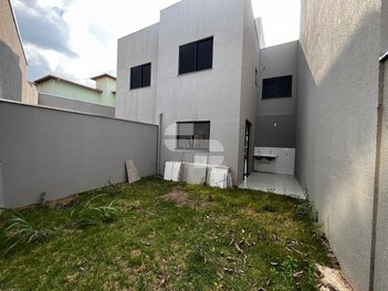 house em Rua do Registro, Vila Beneves - Contagem - MG