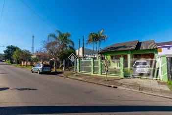 house em Rua Fidel Zanchetta, Parque Granja Esperança - Cachoeirinha - RS