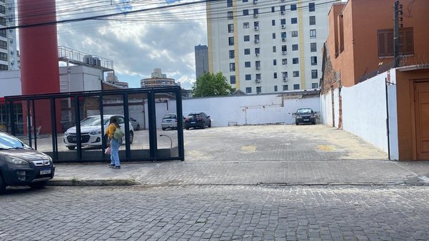 Cômodo Condomínio