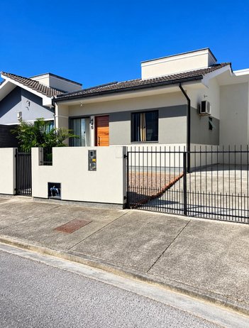 house em Rua Brandina Tozon Zambon, Bela Vista - Palhoça - SC