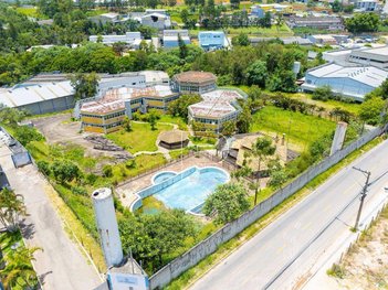 commercial_property em Rua Martiniano Lemos Leite, Vila Jovina - Cotia - SP
