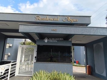 apartment em Rua Desembargador Pedro Silva, Coqueiros - Florianópolis - SC