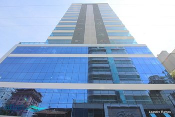 apartment em Rua 319, Meia Praia - Itapema - SC