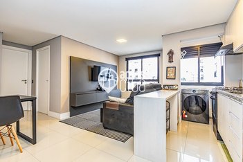 apartment em Rua Alcebíades Plaisant, Água Verde - Curitiba - PR
