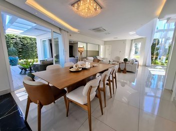 house em Avenida dos Dourados, Jurerê Internacional - Florianópolis - SC