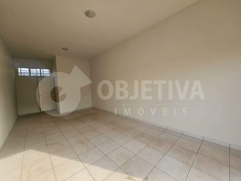 business em Avenida Clássica, Guarani - Uberlândia - MG