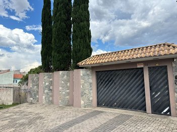 house em Rua Carlos Gusso, Pinheirinho - Curitiba - PR