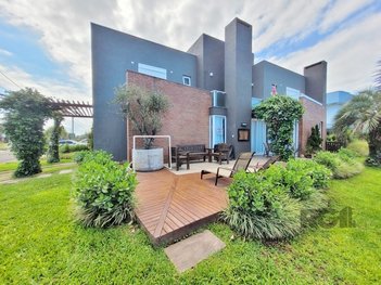 house em Avenida Paraguassu, Centro - Xangri-Lá - RS