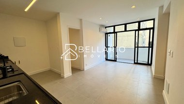 apartment em Avenida Nossa Senhora de Copacabana, Copacabana - Rio de Janeiro - RJ