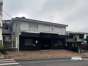 commercial_building em Rua Moacyr Feliciano Braghirolli, Vila Verde - Caxias do Sul - RS