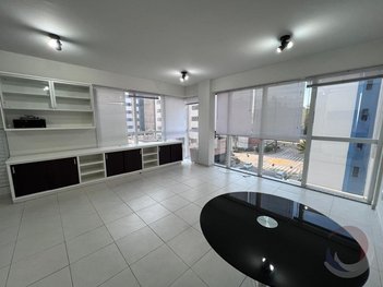 office em Jornalista Manoel Menezes, Itacorubi - Florianópolis - SC