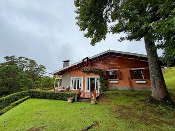 house em Rua Laurinda da Matta, Alto da Vila Inglesa - Campos do Jordão - SP