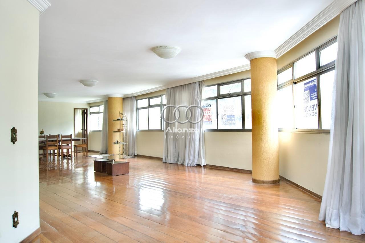 Apartamento com 4 quartos — Santo Agostinho, Belo Horizonte