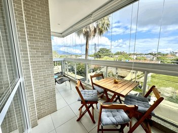 apartment em Rua das Corticeiras, Campeche - Florianópolis - SC