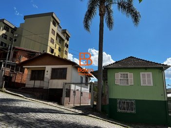 house em do Rosário, Medianeira - Caxias do Sul - RS