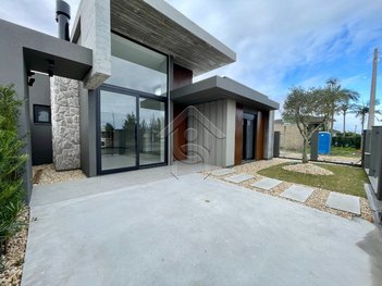 house em Avenida Coral, Rainha do Mar - Xangri-Lá - RS