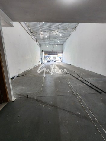 industrial em Avenida Queirós dos Santos, Casa Branca - Santo André - SP