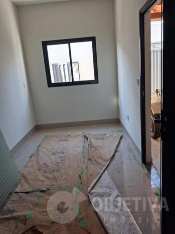 house em Avenida Francisco Vieira da Motta, Segismundo Pereira - Uberlândia - MG