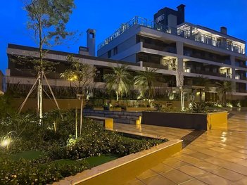 apartment em Estrada Haroldo Soares Glavan, Cacupé - Florianópolis - SC
