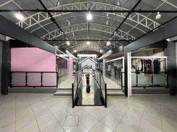 commercial_building em Rua Sete de Setembro, Centro - Guarulhos - SP