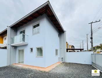 house em Rua Antônio Wronski, Paranaguamirim - Joinville - SC
