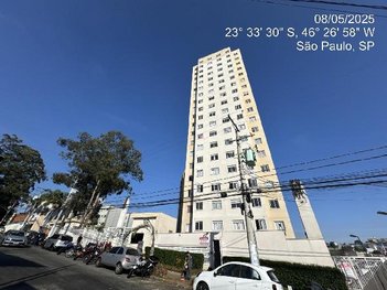 apartment em Rua Victório Santim, Vila Carmosina - São Paulo - SP