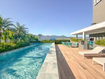 apartment em Estrada Haroldo Soares Glavan, Cacupé - Florianópolis - SC