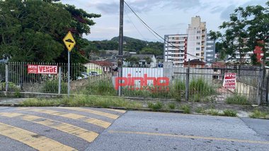 land_lot em Rua Maria Helena Kretzer, Praia Comprida - São José - SC