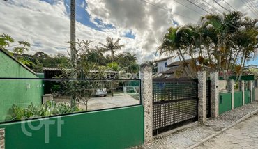 house em Rua Alberto Guilherme Neckel, Rio Tavares - Florianópolis - SC